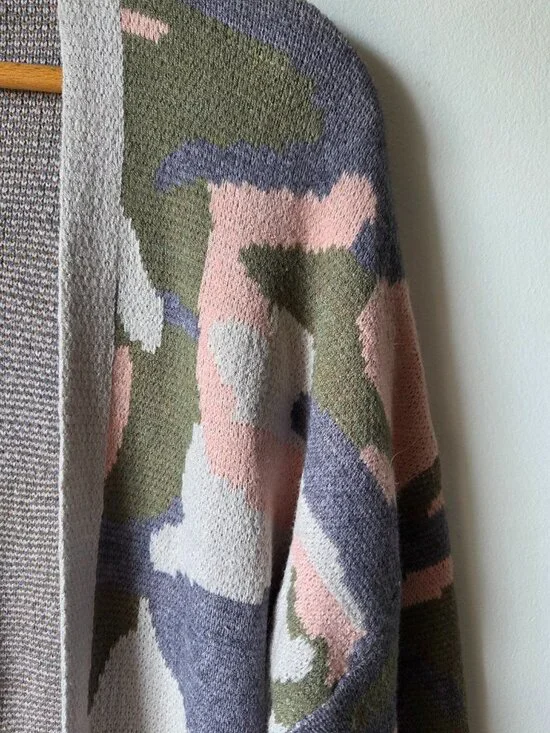 EUC FSL APPAREL CAMO PATTERN LONGLINE OPEN CARDIGAN SWEATER SIZE L - Picture 10 of 16